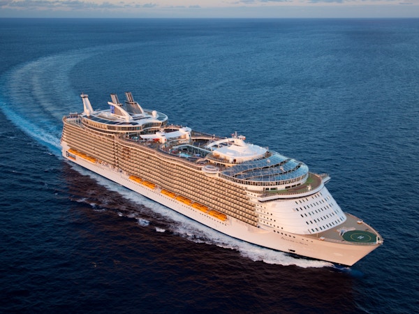 Oasis Class, Aerial, Ship Exterior, Allure of the Seas