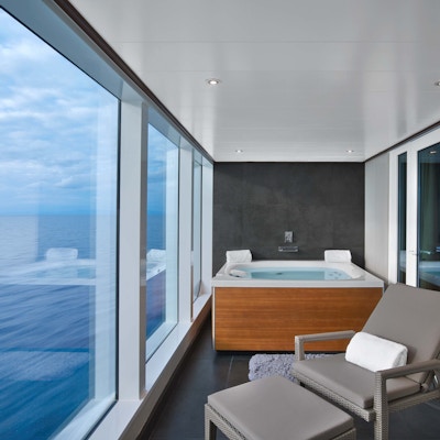 Privat suite med fantastisk værelse med boblebad og utsikt